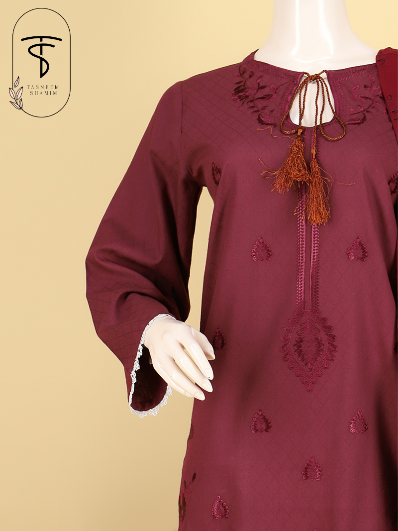 Roshnaay Maroon