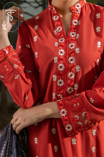 3 Piece Unstitched Embroidered Lawn with Organza Dupatta