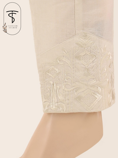 Essential Off-White - B